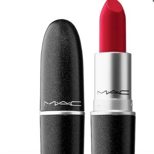 RUBY WOO TOKYO RED MAC RETRO MATTE LIPSTICK